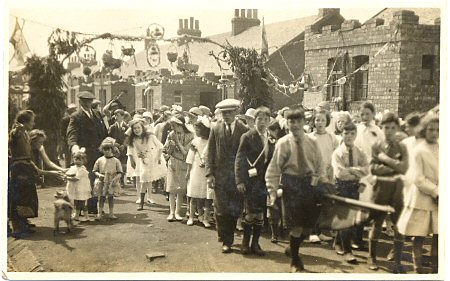 483 - A & R Fox, Broxburn