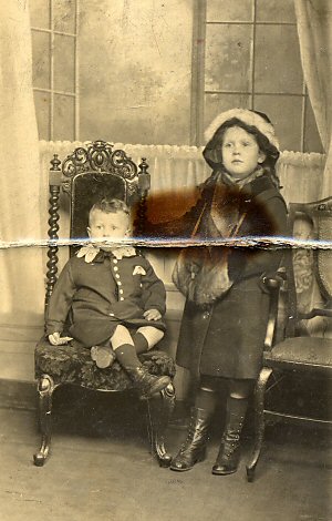 BFS007 : Photographer - Hamptons Ltd, 195&frac12; Argyle St, Glasgow