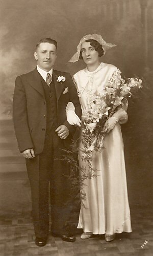 BFS122 : State Studio, 581 London Road, Bridgeton Cross, Glasgow (3596)