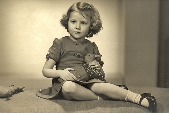 BFS206 : Scottish Studios, 195 Clyde Street, Glasgow, C.1.